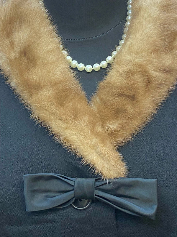 Elegantes Vintage Damen-Kostüm im 50er Jahre Stil Größe 46