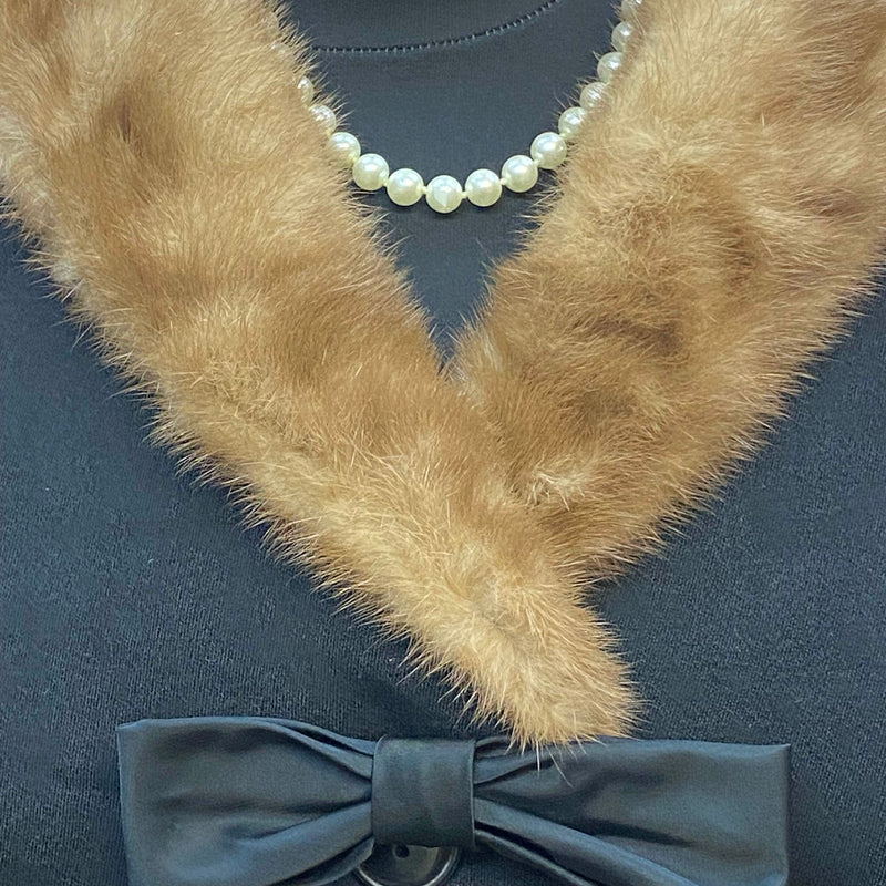 Elegantes Vintage Damen-Kostüm im 50er Jahre Stil Größe 46