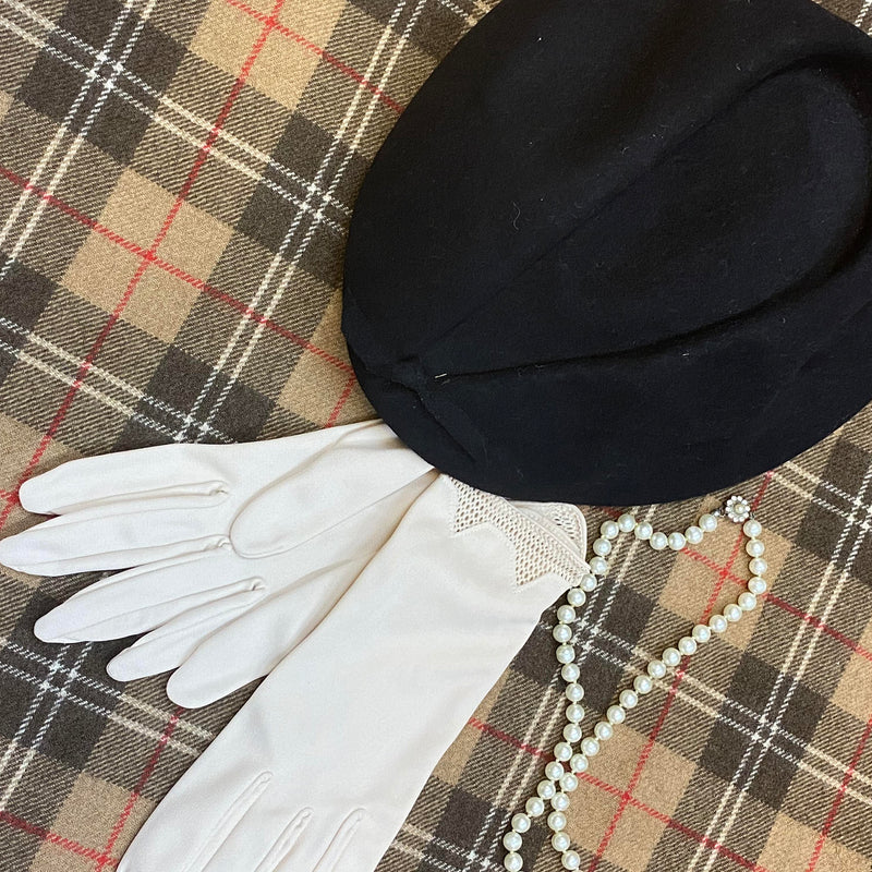 Elegantes Vintage Damen-Kostüm im 50er Jahre Stil Größe 46