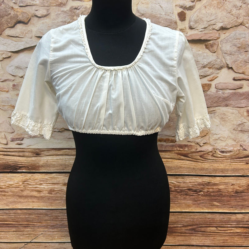 Gr. 38 – Vintage Dirndl, dreiteilig & bestickt