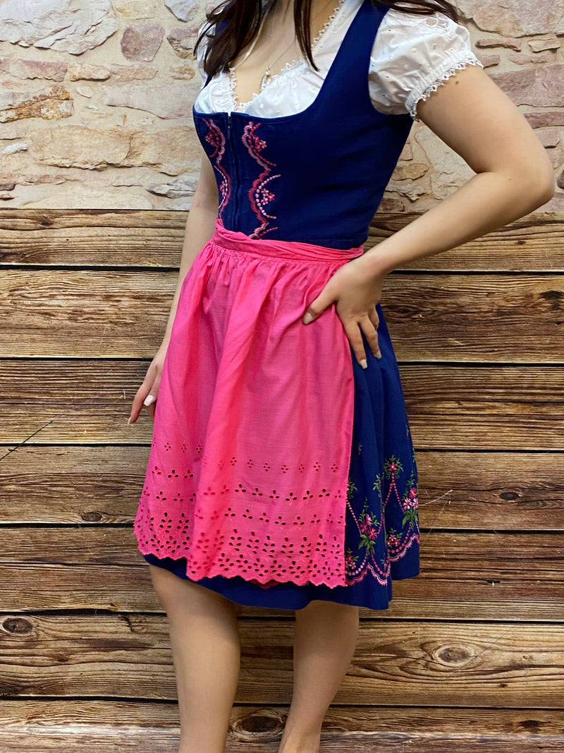 Blaues Dirndl mit Rosa Schürze bestickt Gr.36