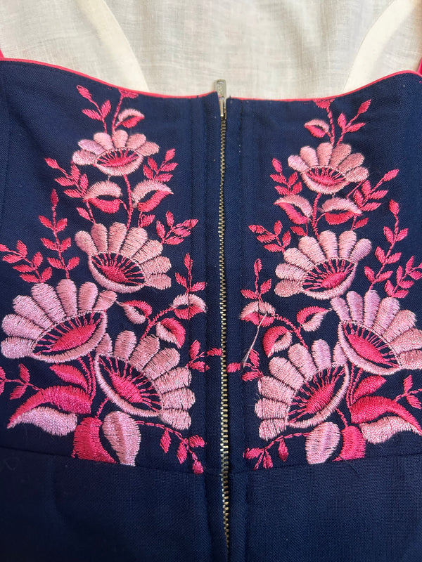 Blau/ Pink Vintage-Dirndl – Größe 40