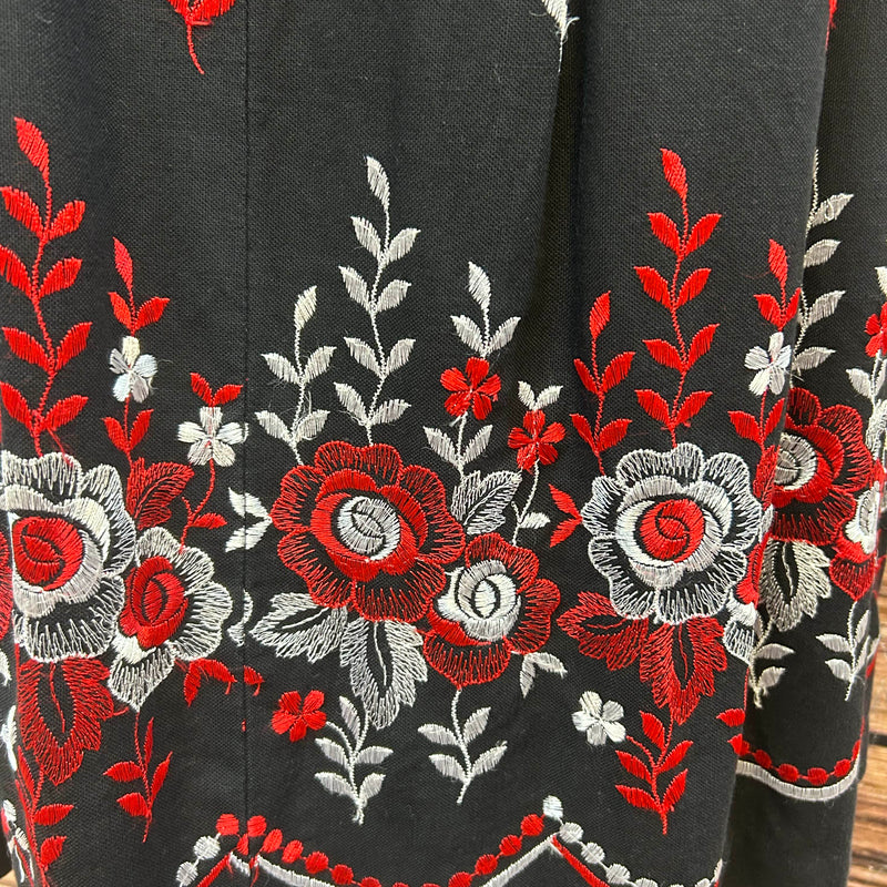 Vintage Dirndl 3-teilig | Gr. 42/44 – Schwarz & Rot