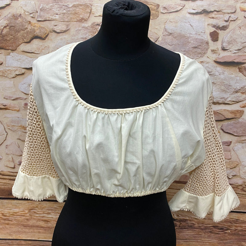 Vintage Dirndlbluse Gr.48 in creme