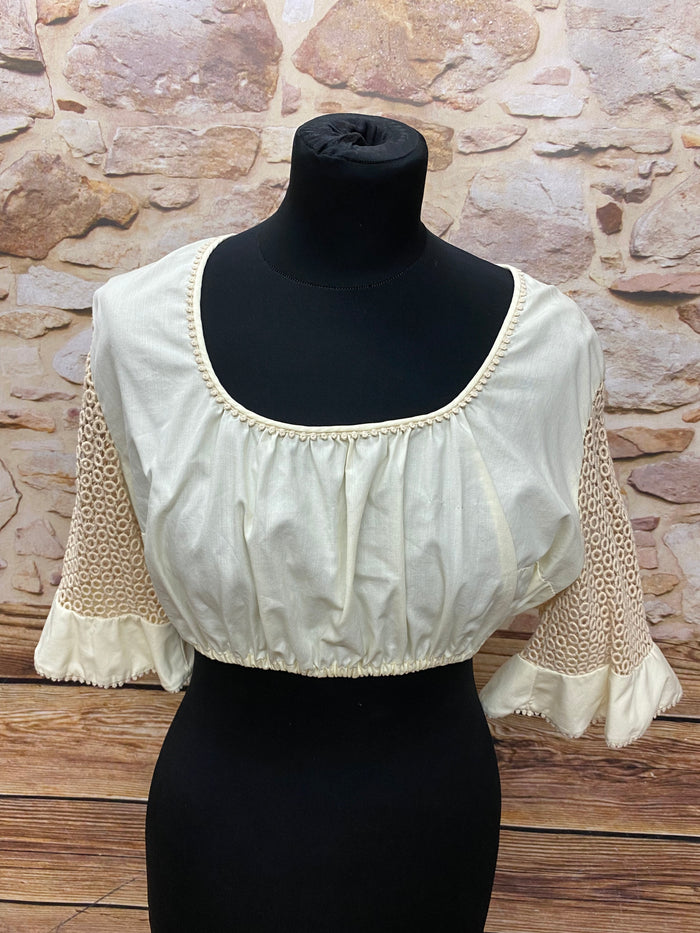 Vintage Dirndlbluse Gr.48 in creme