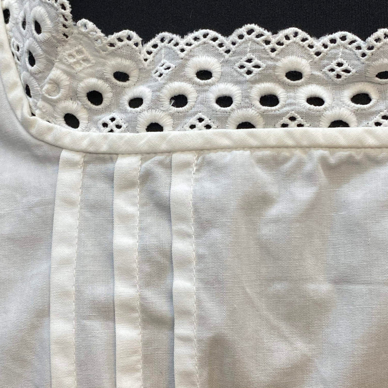 Dirndlbluse mit Karree-Ausschnitt & Klöppelspitze – Gr. 46 (1980er)