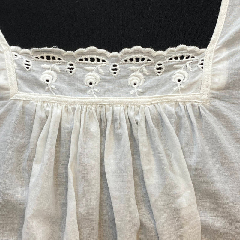 Dirndlbluse weiß mit Spitze – Gr. 44