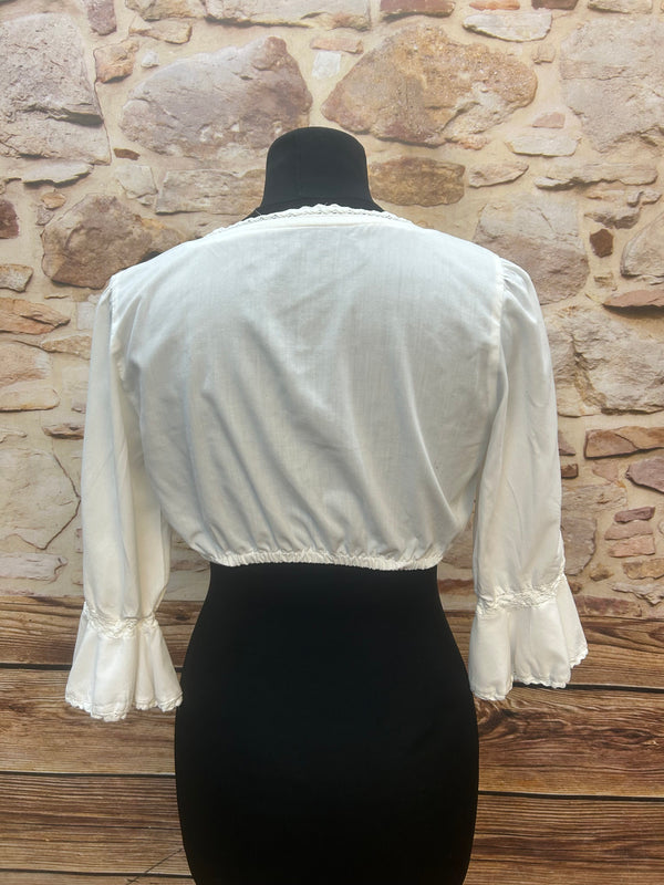 Vintage Dirndlbluse Weiß – Gr. 40