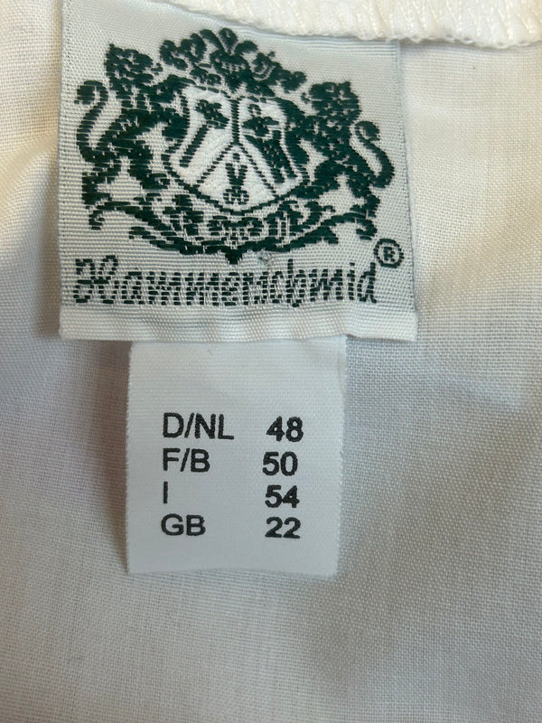 Dirndlbluse Weiß mit Spitzenkante & Raffung – Gr. 48