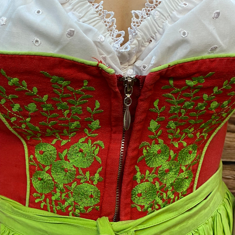 Vintage Dirnd rot mit grüner Schürze Gr.34