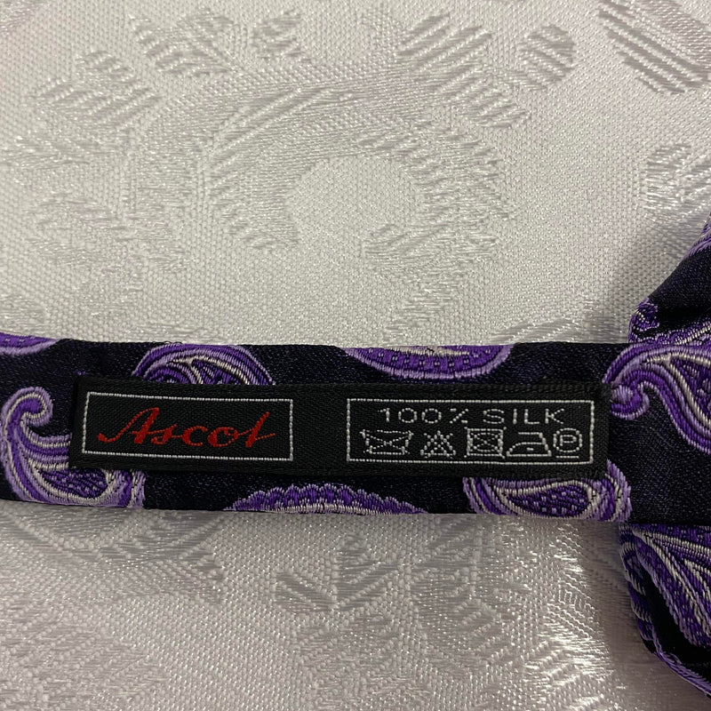 Vintage-Fliege mit Paisley-Muster