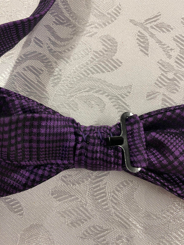 Elegante Vintage Fliege in Violett mit Karomuster