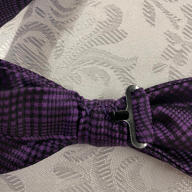 Elegante Vintage Fliege in Violett mit Karomuster