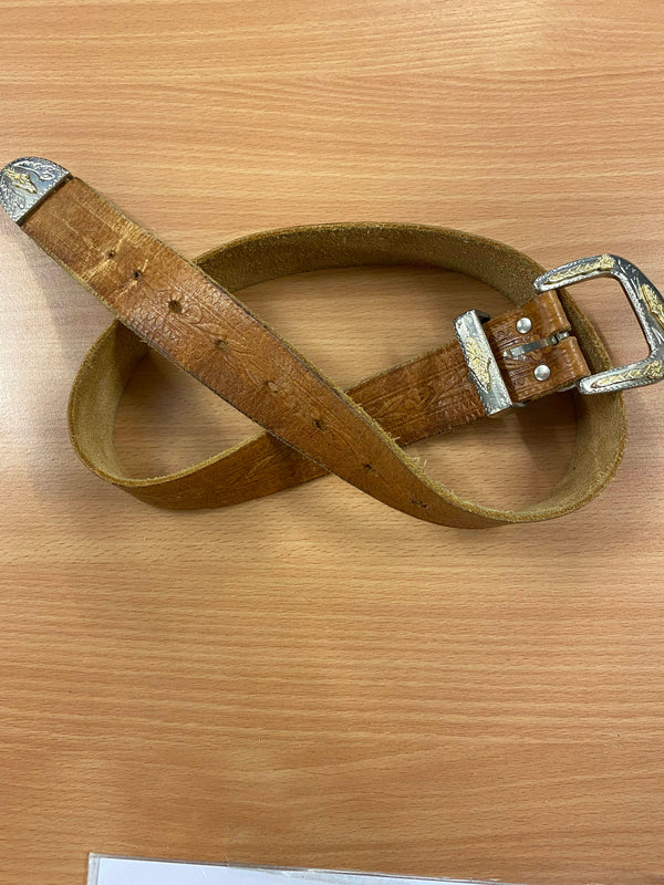 Vintage-Gürtel aus Echtleder mit Verzierten Metallschnallen