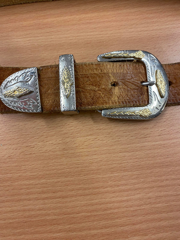 Vintage-Gürtel aus Echtleder mit Verzierten Metallschnallen