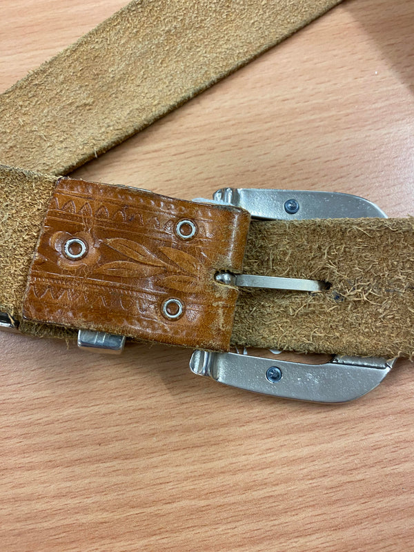 Vintage-Gürtel aus Echtleder mit Verzierten Metallschnallen