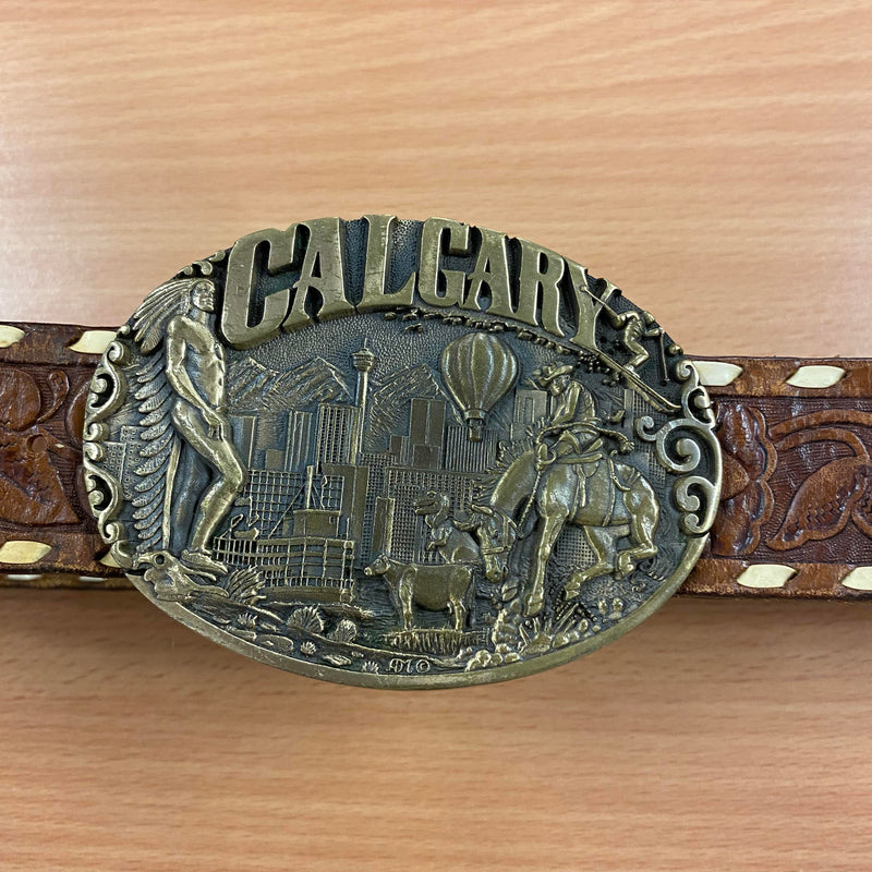 Western-inspirierter Vintage-Gürtel mit Calgary-Schnalle - Echtleder