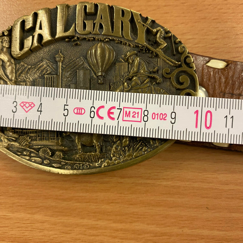 Western-inspirierter Vintage-Gürtel mit Calgary-Schnalle - Echtleder