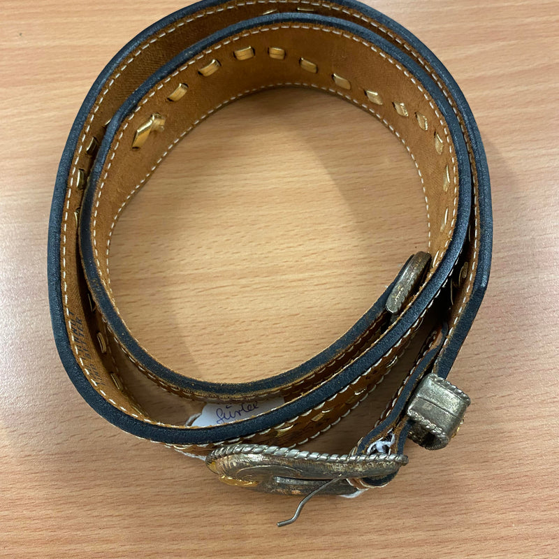 Vintage-Ledergürtel mit floral verzierter Schnalle