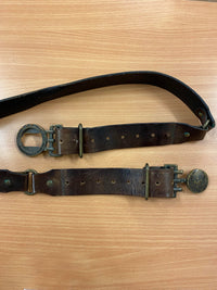 Vintage-Leder-Gürtel mit markanter Schnalle und Adlermotiv
