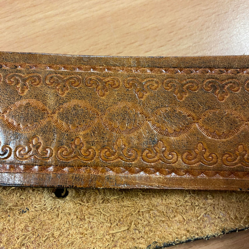 Vintage Leder-Gürtel mit barockem Metallverschluss