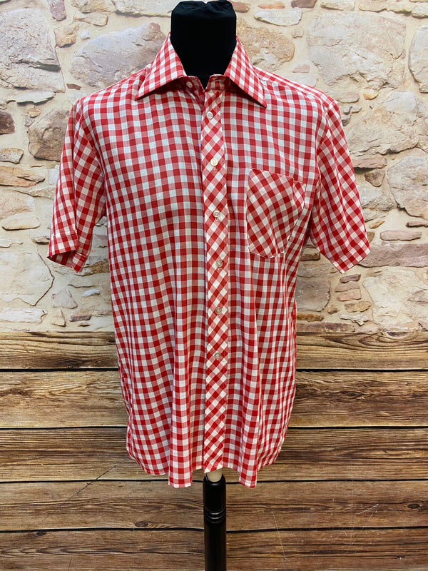 Kariertes Vintage Kurzarmhemd in Rot-Weiß