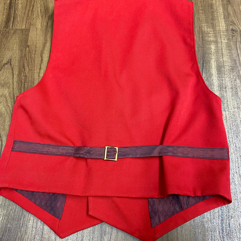 Kleine Vintage Weste rot mit dunklen Reverskragen zweireihig, Gr.44