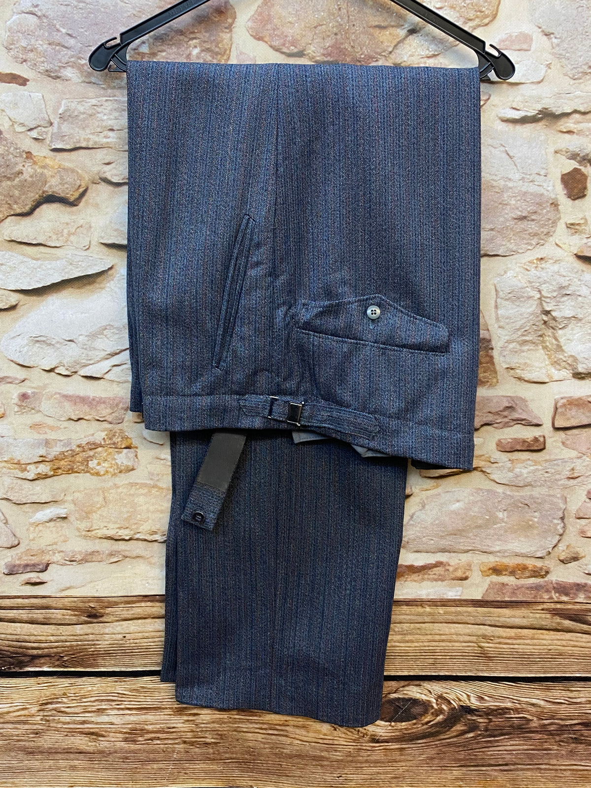 Vintage-Hose Herren Dunkelblau mit Streifen 90er Jahre Gr.62