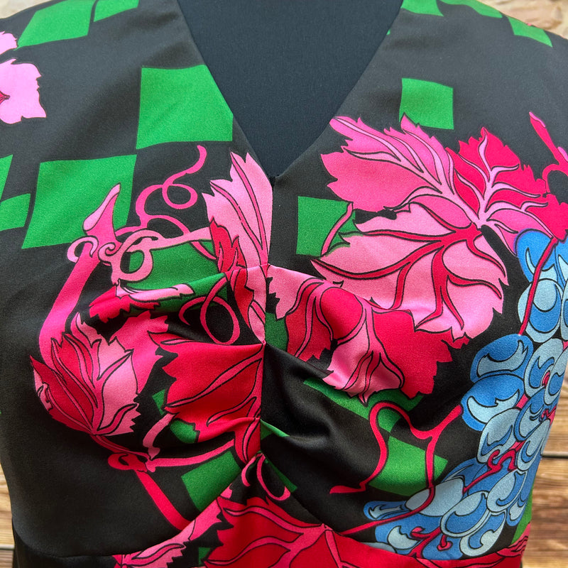 Original Vintage Kleid mit Weinreben-Print – Gr. 52