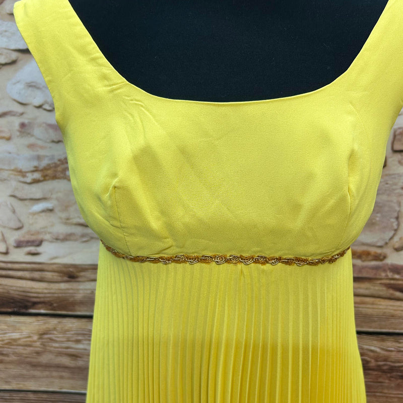 Sonnengelbe Eleganz – Vintage Plisseekleid Gr. 34