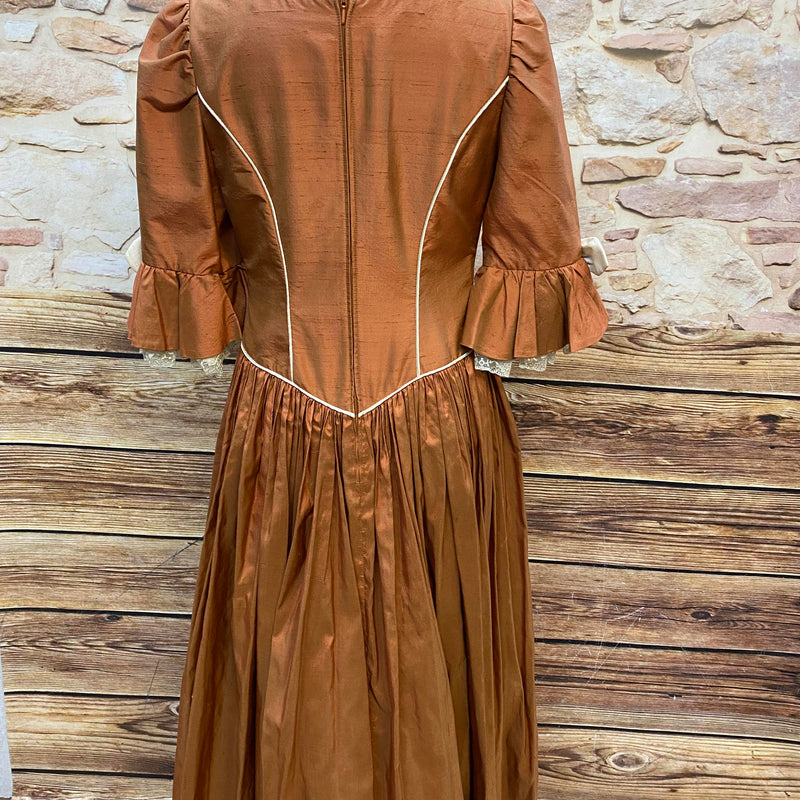 Vintage-Kleid aus den 1980er Jahren