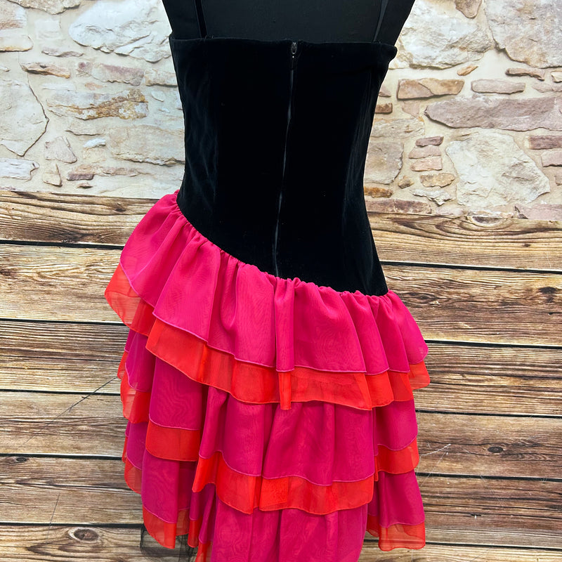 Vintage-Kleid Gr. 38 - Eine Pracht in Samt und Volants
