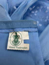Hellblaues Tüll-Abendkleid