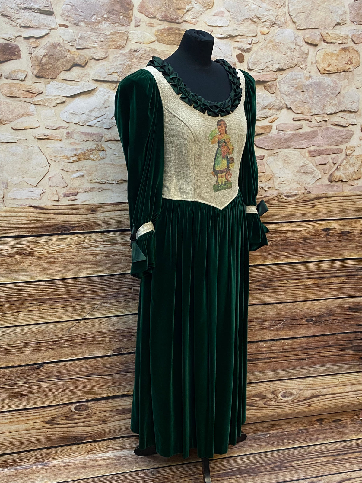 Vintage-Kleid mit Samt und Stickerei Gr.42