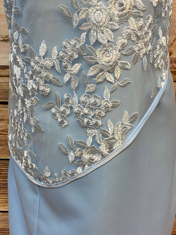 Vintage-Kleid in Himmelblau mit Blumen-Stickerei – Größe L