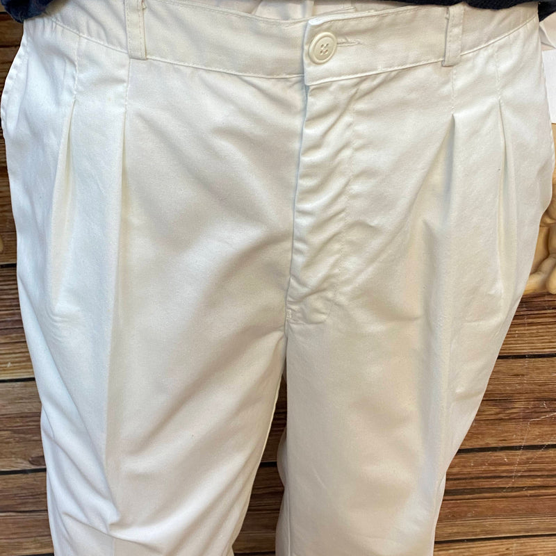 Vintage Herren Outfit Gr. 54 – Pullunder mit weißer Hose & Schiebermütze