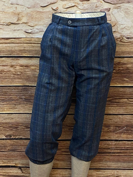 Vintage Knickerbocker Herrenhose Größe 46, Bundweite 80 cm, blau-grau kariert, Woll-Mix, ungetragen im 20er Jahre Stil, Bundfalten und verkürztes Bein.
