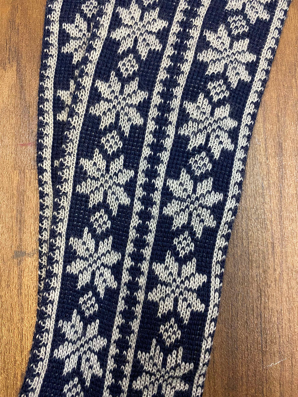 Vintage Kniestrümpfe im Winterdesign