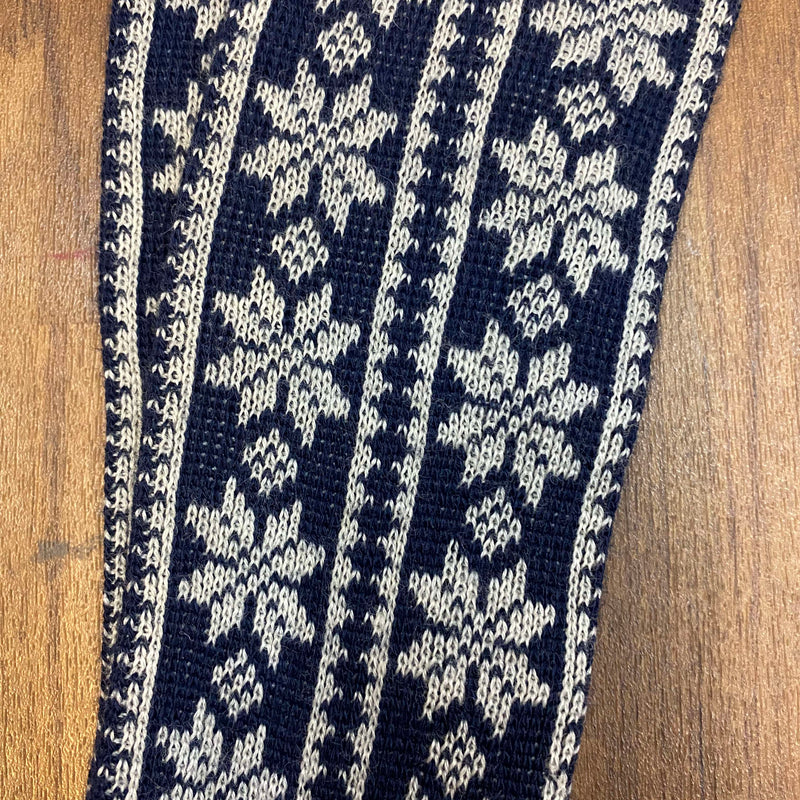Vintage Kniestrümpfe im Winterdesign
