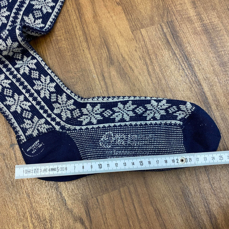 Vintage Kniestrümpfe im Winterdesign