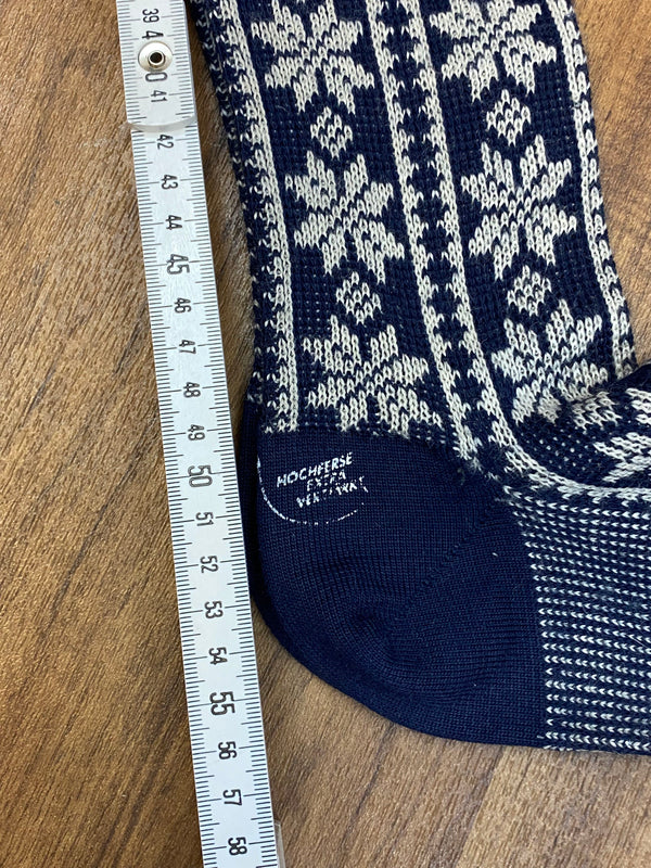 Vintage Kniestrümpfe im Winterdesign