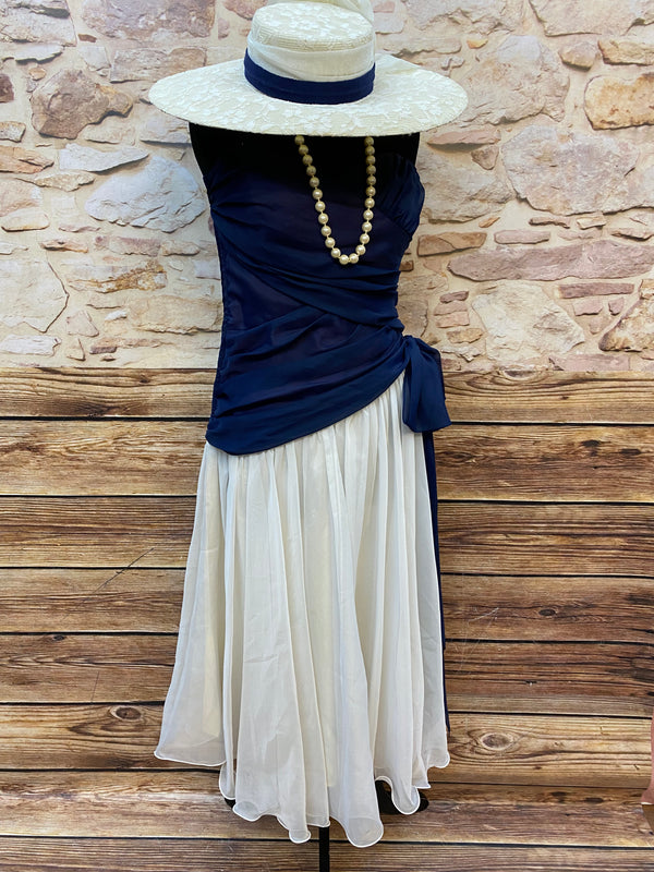 Elegantes 4-teiliges Vintage Outfit von Toison d'Or Gr.34