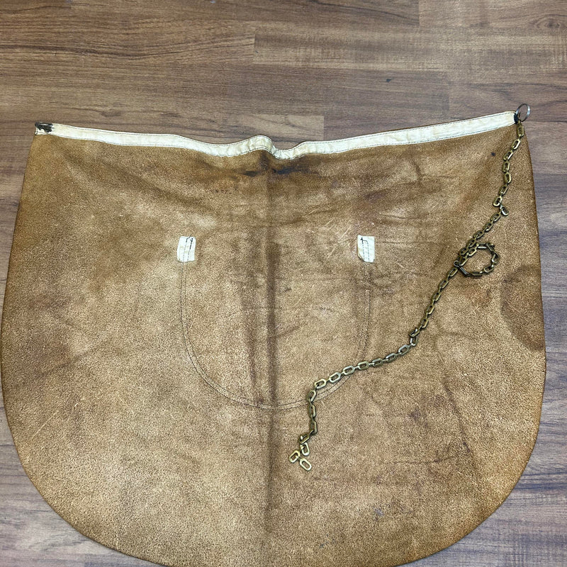 Vintage Lederschürze Grün mit Tasche & Kette – ca. 1950er/1960er Jahre