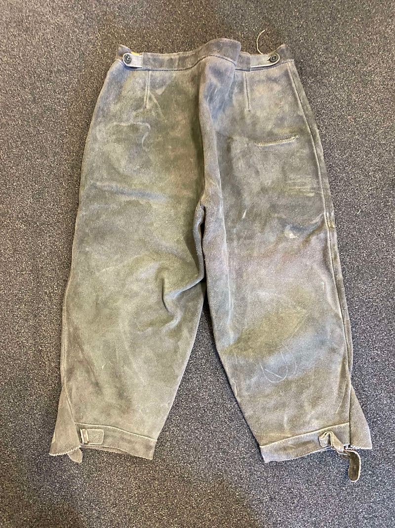 Robuste Vintage Kniebundlederhose in Grau – Größe S