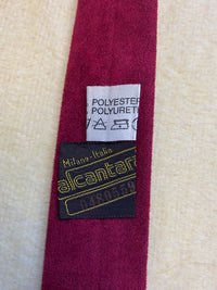Vintage Wildleder Krawatte – Bordeauxrot  – Stilvolle Handwerkskunst aus Italien