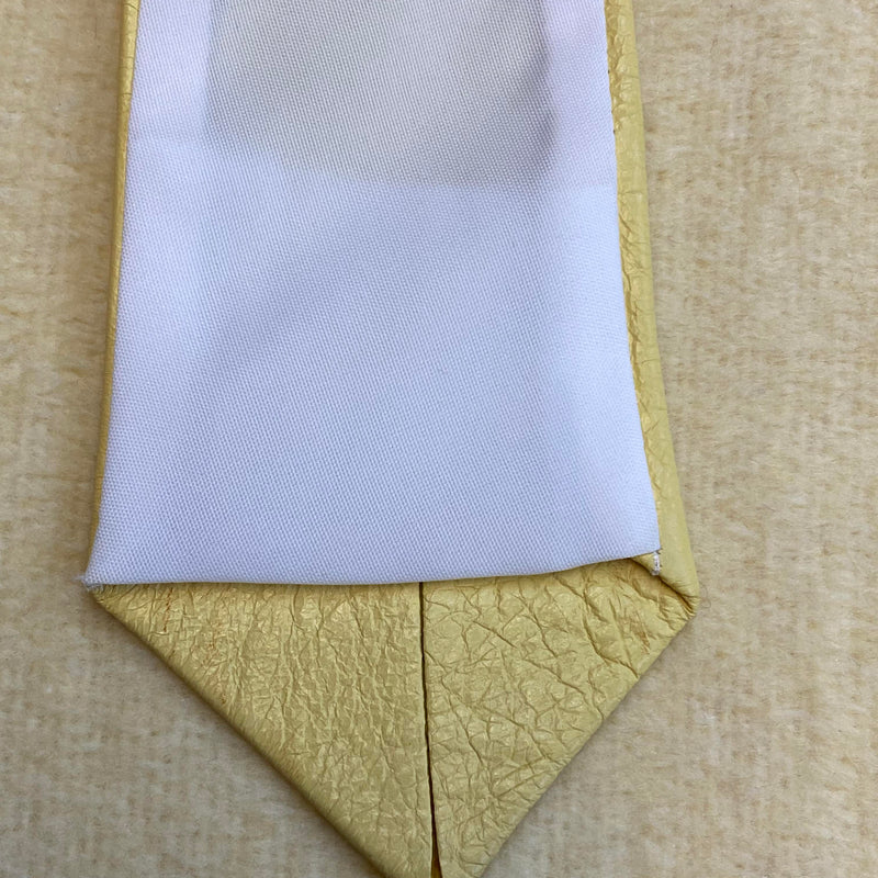 Hellgelbe Vintage-Lederkrawatte – Eleganter Retro-Look