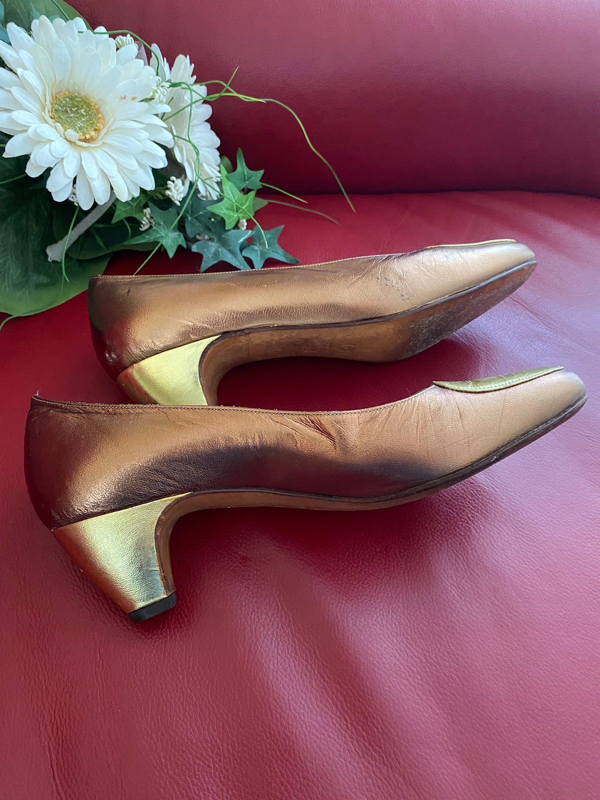 Vintage Metallic Pumps in Kupfer und Gold von Pollini Gr.39