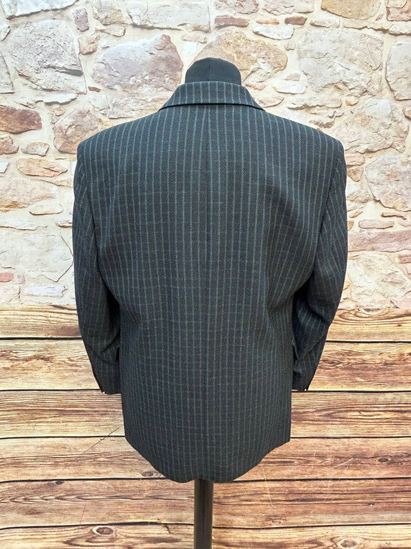 Vintage Nadelstreifen-Sakko aus Schurwolle – Größe 52