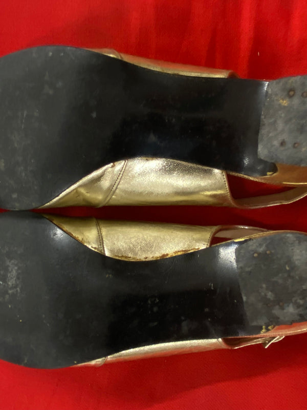 Vintage Pumps in gold Gr.36,5