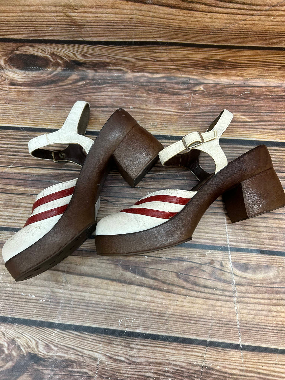 Vintage Sandaletten „Young Style“ – Größe 7,5 (ca. 38 EU)
